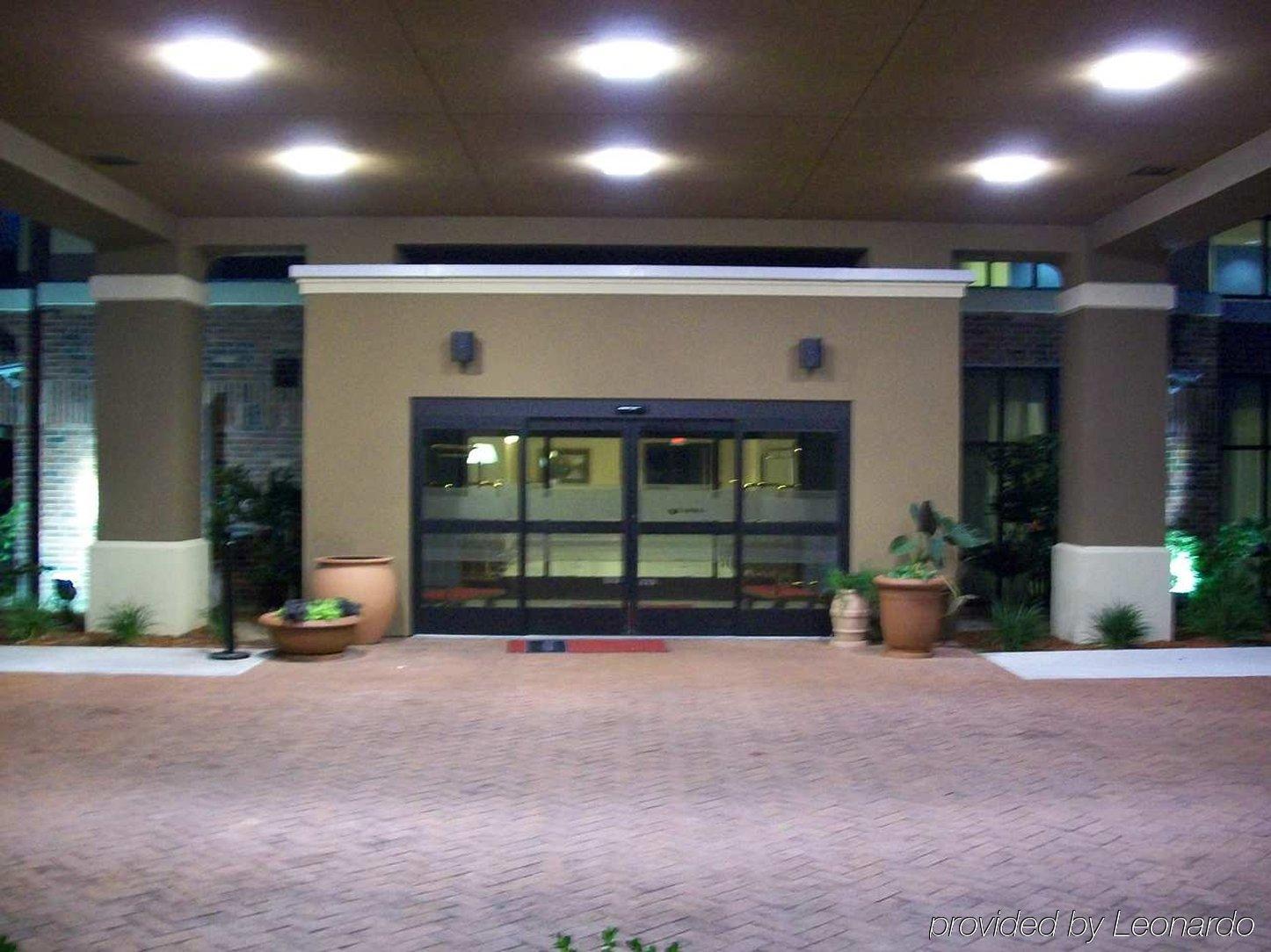 Hampton Inn & Suites Natchez Exterior photo